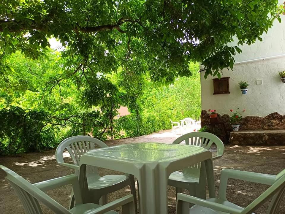Gasthaus Cortijo Ramon Petra Nerpio Exterior foto